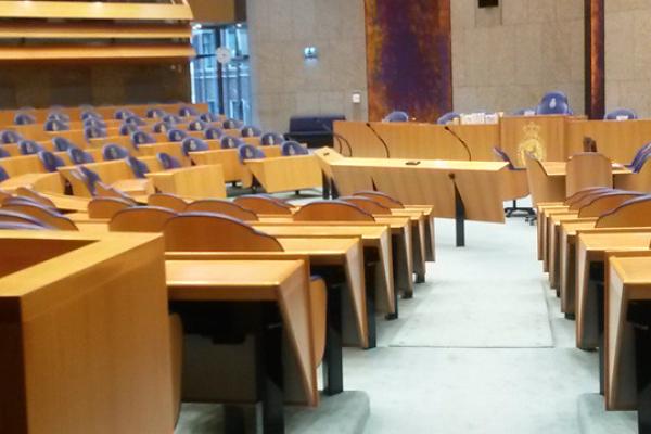 Overzicht van de langstzittende Tweede Kamerleden in Nederland (top 12)